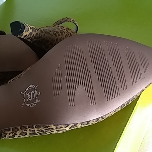 Shoes, Heels, Leopard Print, size 10 - Picture 4 of 4